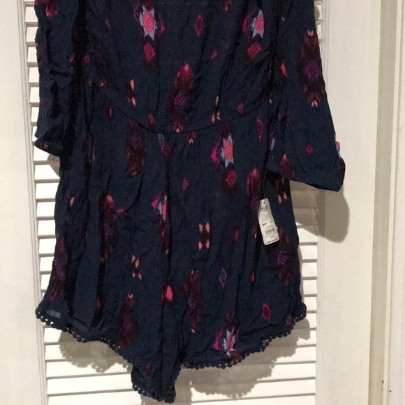 Romper - Picture 3 of 4